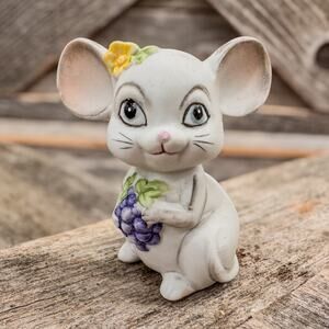 Vintage Anthropomorphic Big Eyed Mouse Figurine Holding Grapes UCGC Porcelain 3"